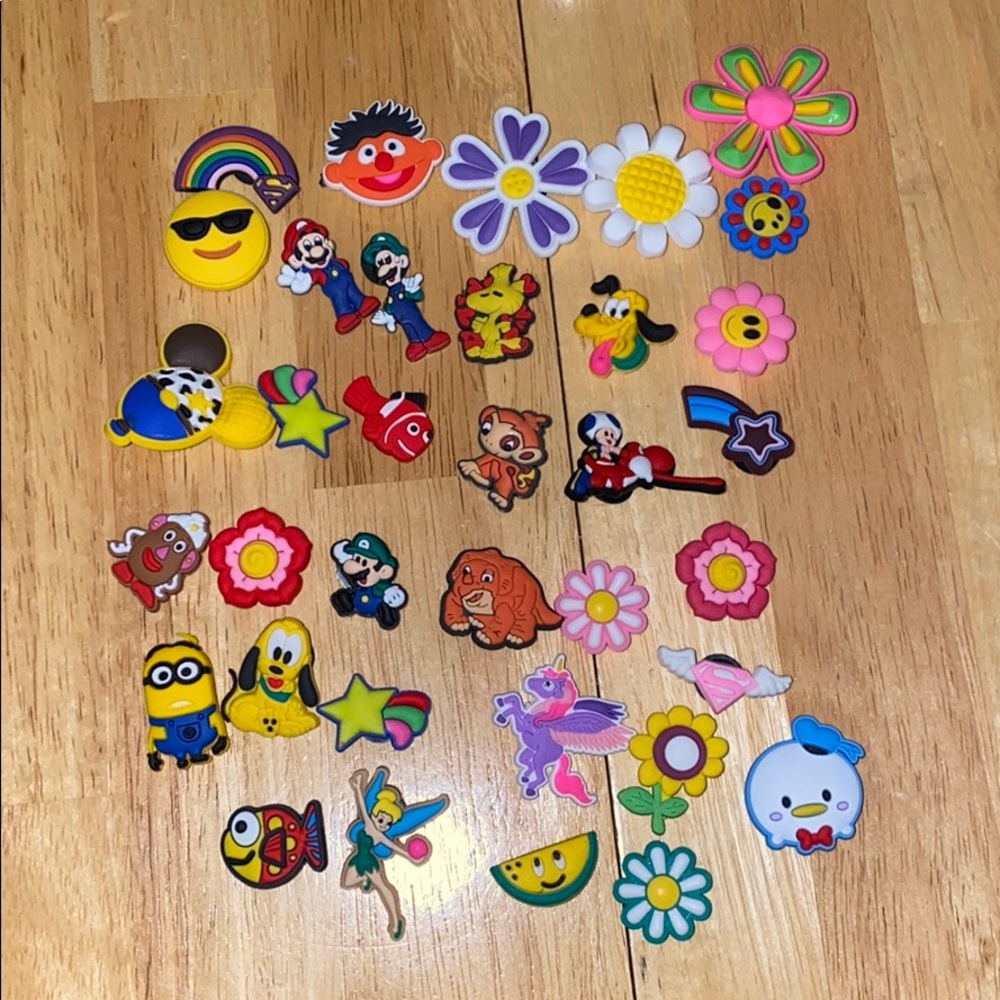 Lot of 35 charms for crocs and bracelets NEW